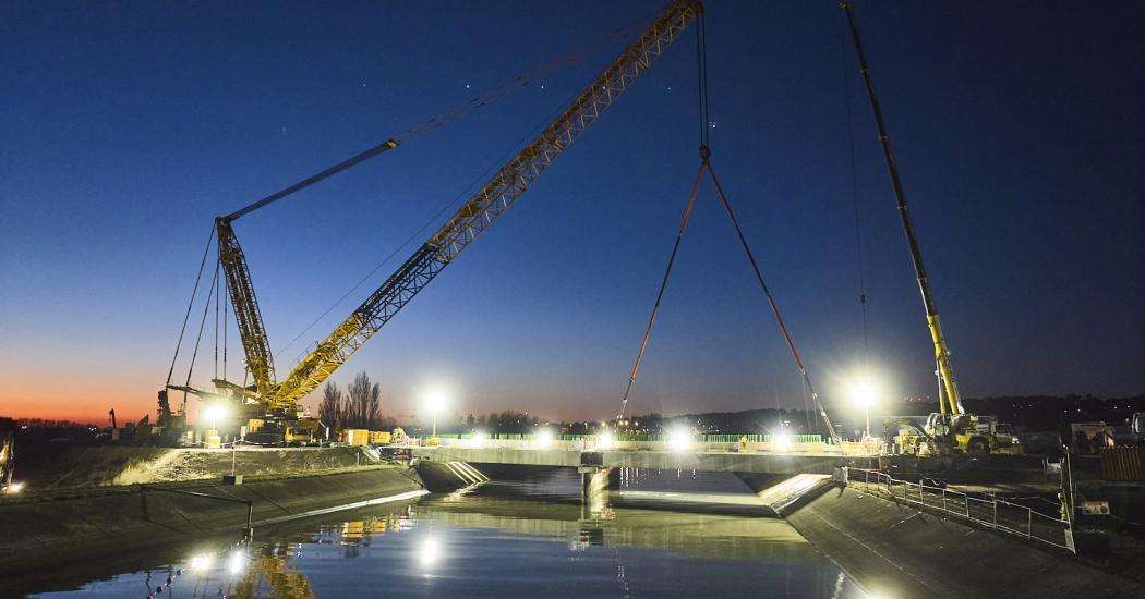 A7-A54 Bifurcation-grue-nuit